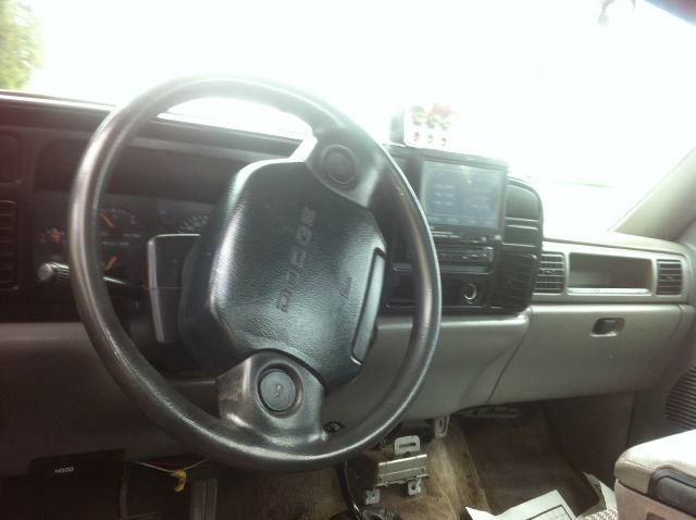 Dodge Ram 1500 1996 photo 1