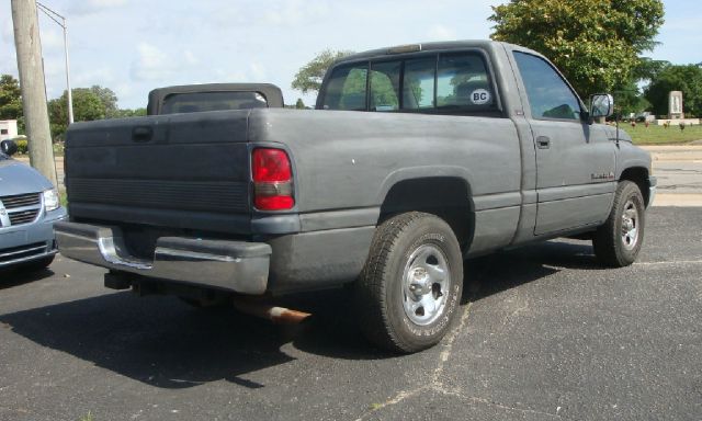 Dodge Ram 1500 1996 photo 1