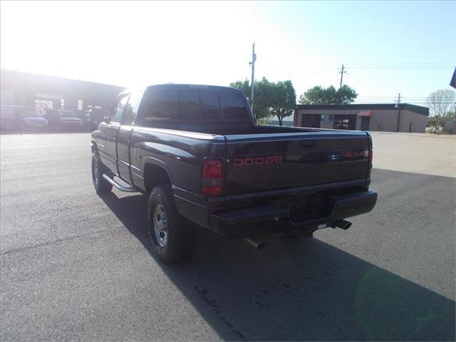 Dodge Ram 1500 1996 photo 6