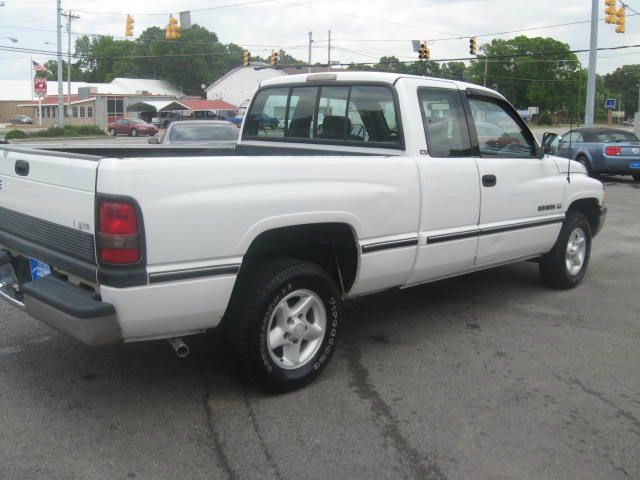 Dodge Ram 1500 1996 photo 1