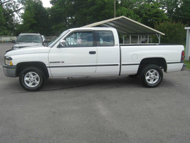 Dodge Ram 1500 1996 photo 2