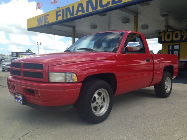 Dodge Ram 1500 1997 photo 2