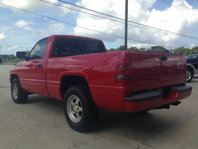 Dodge Ram 1500 1997 photo 3