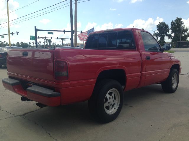 Dodge Ram 1500 1997 photo 4