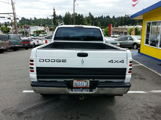 Dodge Ram 1500 1997 photo 4