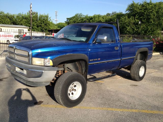 Dodge Ram 1500 1997 photo 2