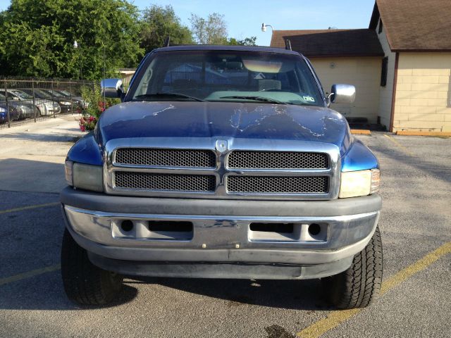 Dodge Ram 1500 1997 photo 4