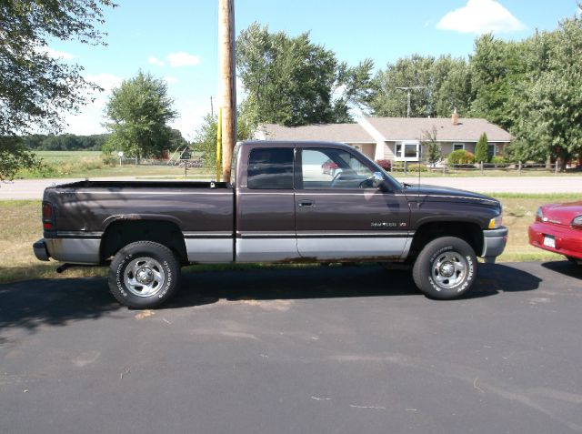 Dodge Ram 1500 1997 photo 3