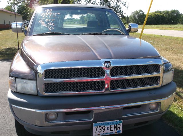 Dodge Ram 1500 1997 photo 4