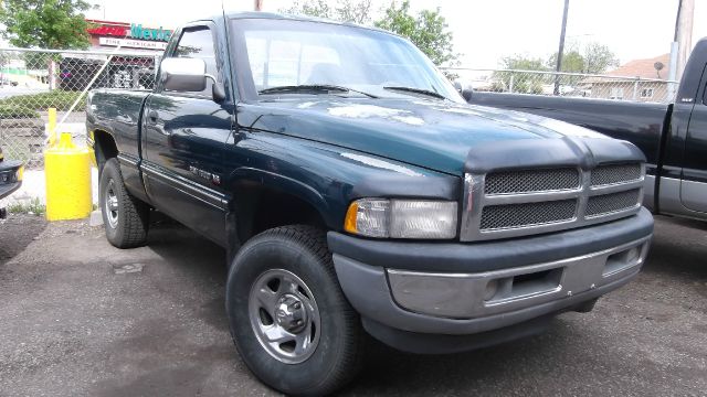 Dodge Ram 1500 1997 photo 3