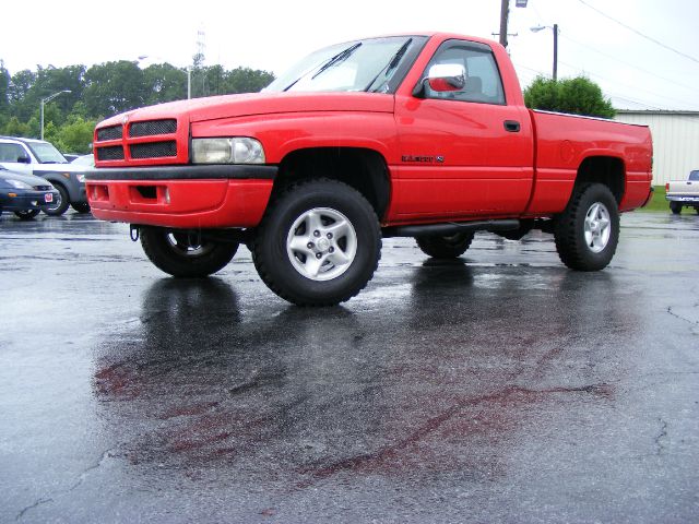 Dodge Ram 1500 1997 photo 3