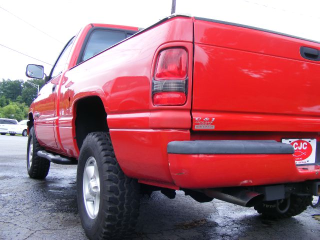 Dodge Ram 1500 1997 photo 4