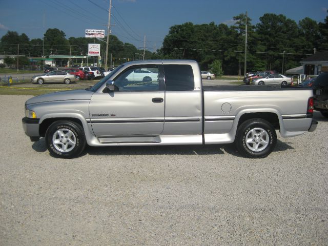 Dodge Ram 1500 1997 photo 2