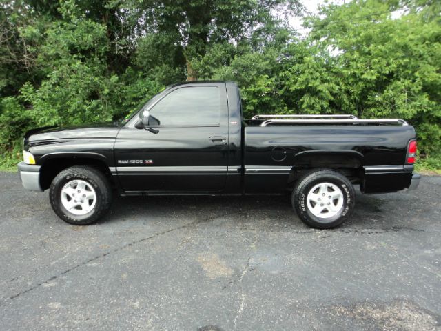 Dodge Ram 1500 1997 photo 3