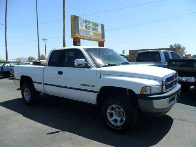 Dodge Ram 1500 1997 photo 4