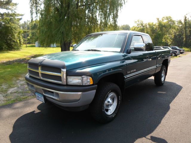 Dodge Ram 1500 1997 photo 4