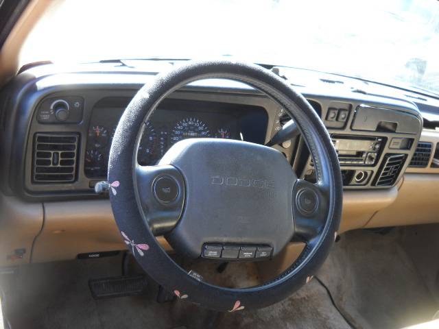 Dodge Ram 1500 1997 photo 4