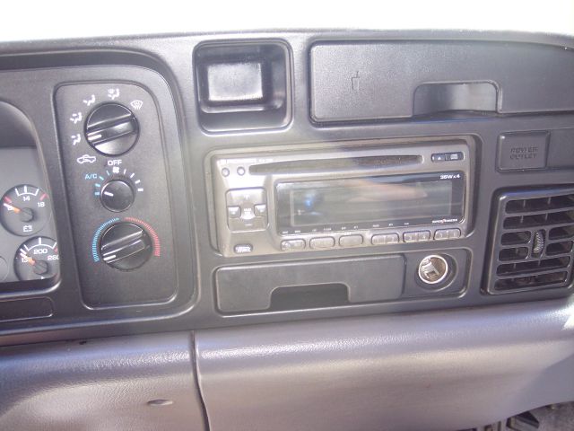 Dodge Ram 1500 Sport WITH GPS Navigation Pickup Truck