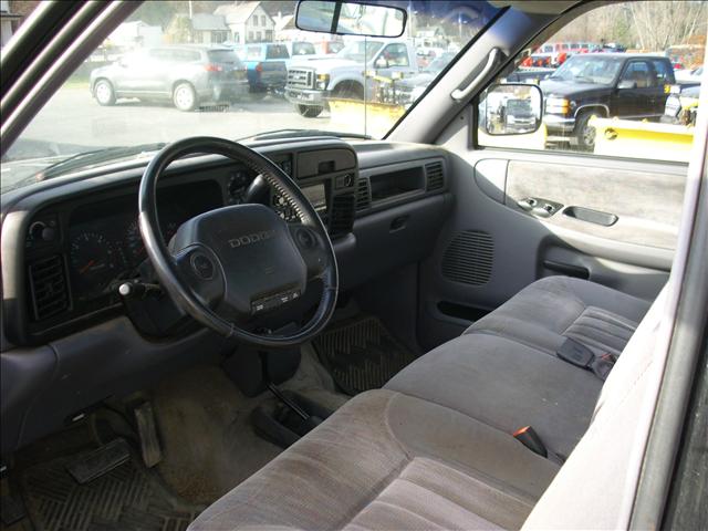 Dodge Ram 1500 1997 photo 2