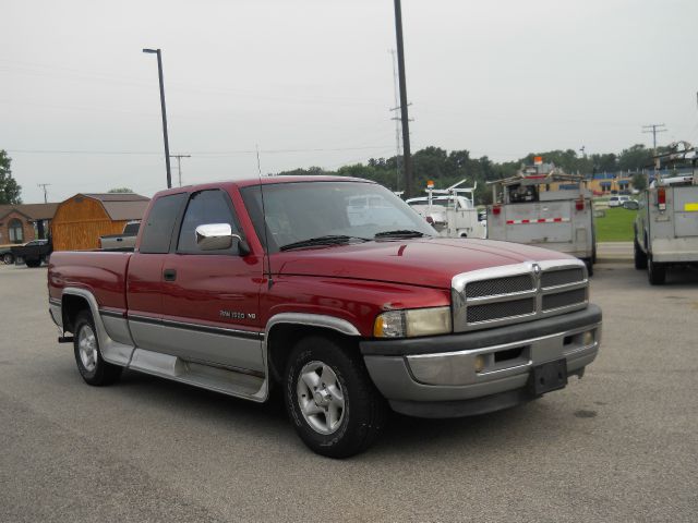 Dodge Ram 1500 1997 photo 2