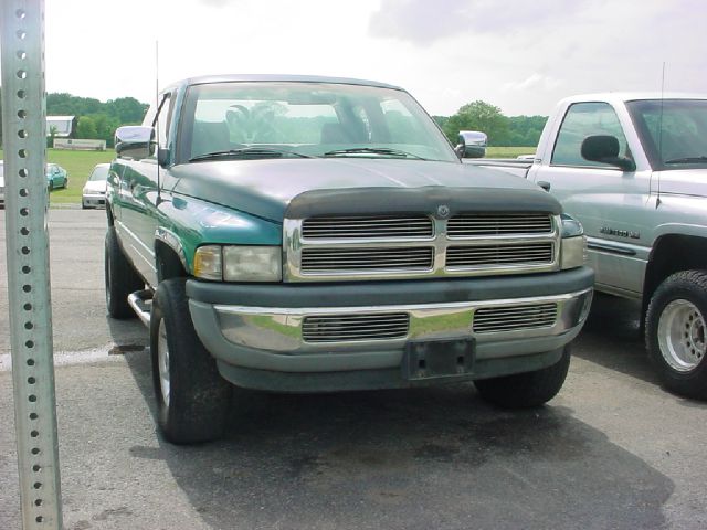 Dodge Ram 1500 1997 photo 2