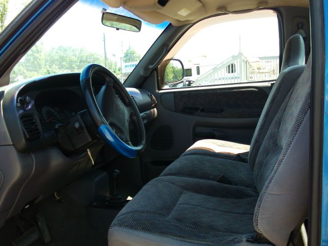 Dodge Ram 1500 1998 photo 2