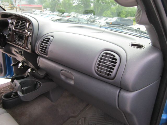 Dodge Ram 1500 1998 photo 27