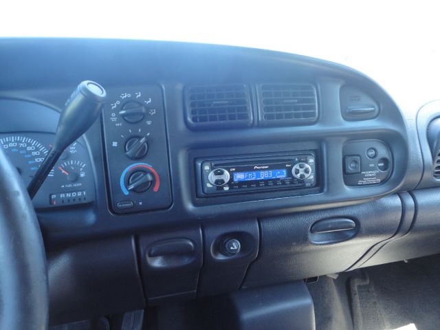 Dodge Ram 1500 1998 photo 1