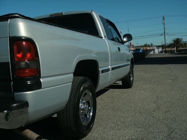 Dodge Ram 1500 1998 photo 3