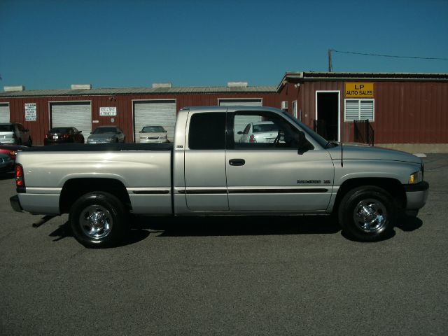 Dodge Ram 1500 1998 photo 4