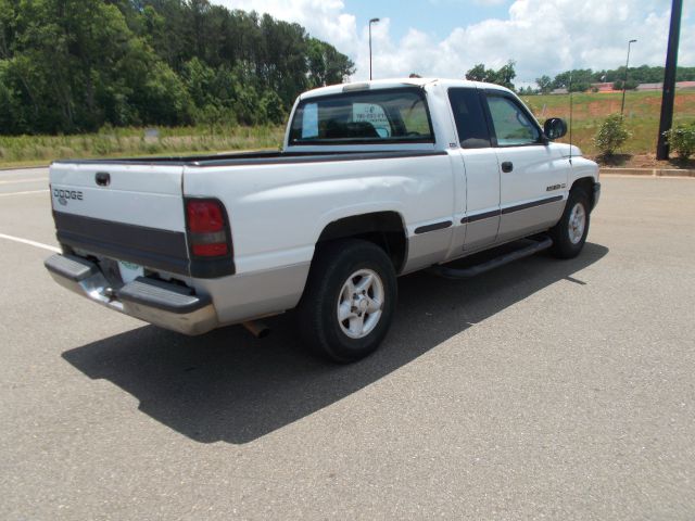 Dodge Ram 1500 1998 photo 3