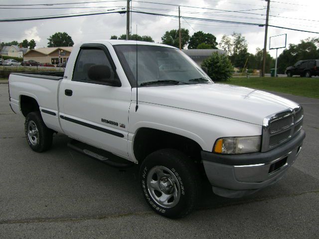 Dodge Ram 1500 1998 photo 2