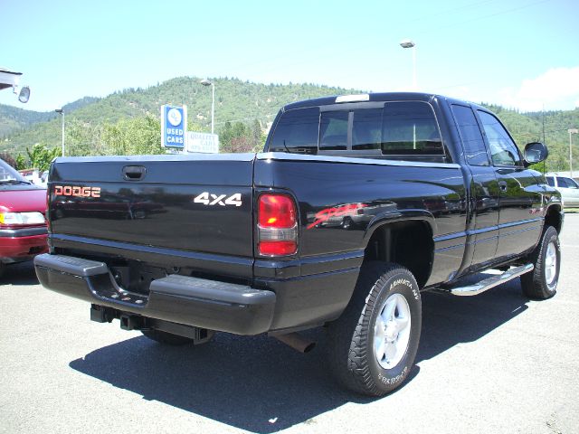 Dodge Ram 1500 Extended Cab 4-wheel Drive LTZ Pickup Truck