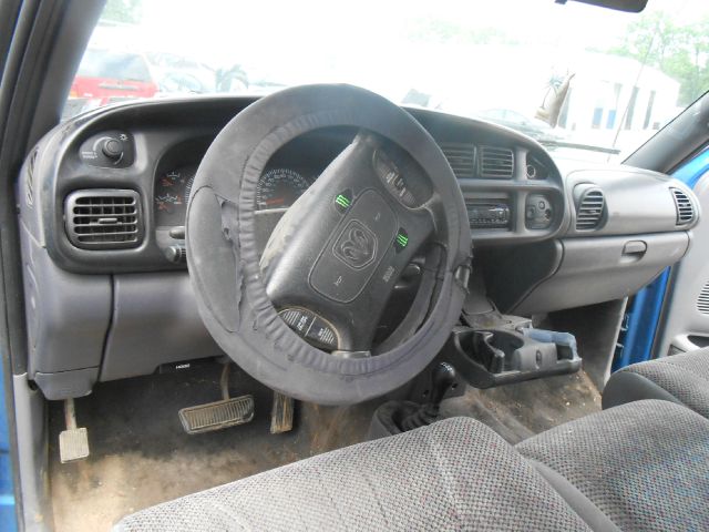 Dodge Ram 1500 1998 photo 18