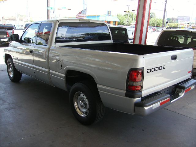 Dodge Ram 1500 1999 photo 2