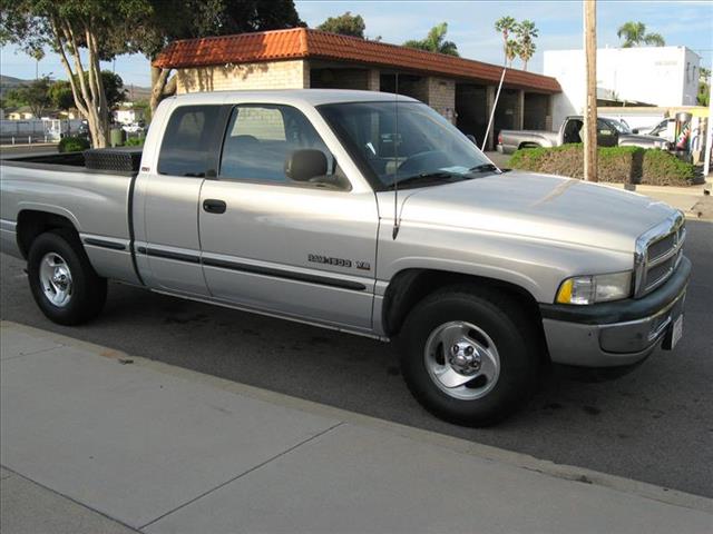 Dodge Ram 1500 1999 photo 2