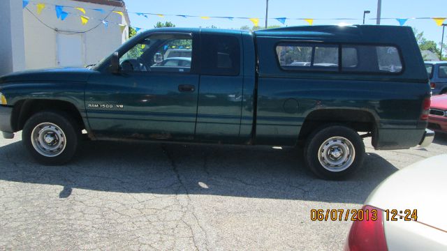 Dodge Ram 1500 1500 LT Crew Cab 4WD Pickup Truck