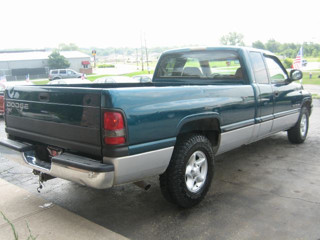 Dodge Ram 1500 1999 photo 2