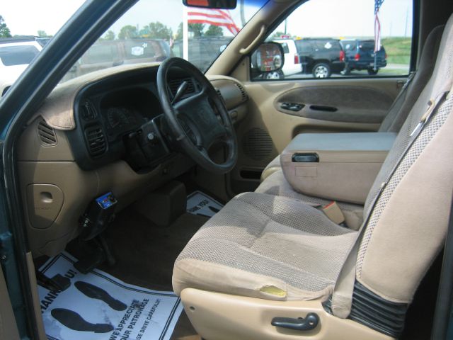 Dodge Ram 1500 1999 photo 3