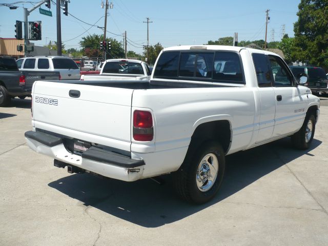 Dodge Ram 1500 1999 photo 4