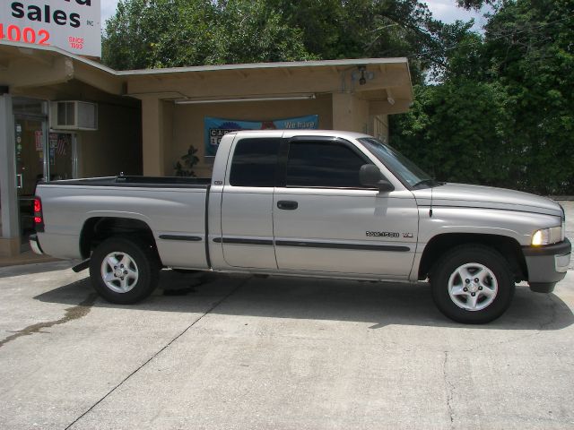 Dodge Ram 1500 1999 photo 2