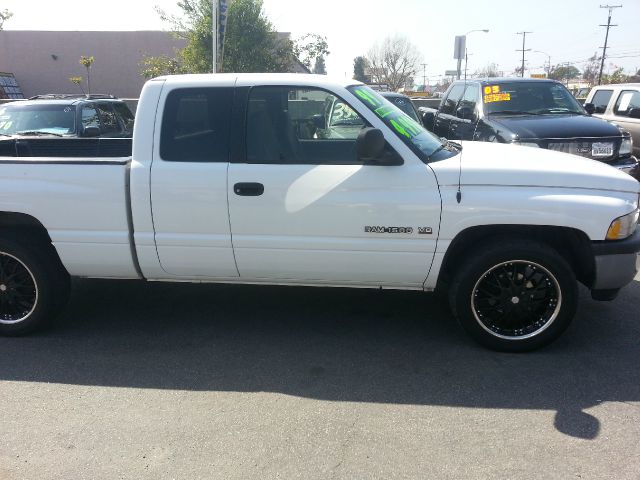 Dodge Ram 1500 1999 photo 1