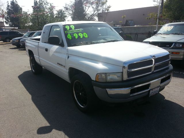 Dodge Ram 1500 1999 photo 2