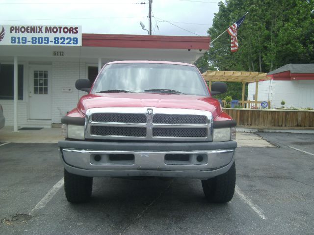 Dodge Ram 1500 1500 LT 4WD Pickup Truck