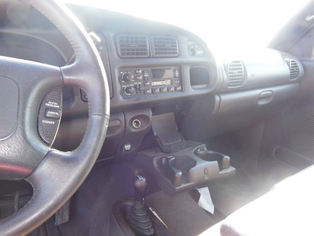 Dodge Ram 1500 1999 photo 3