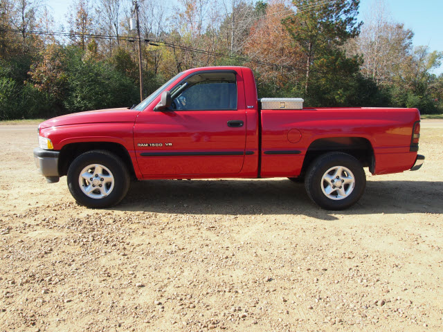 Dodge Ram 1500 1999 photo 1