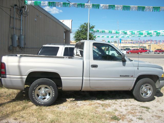 Dodge Ram 1500 1999 photo 3