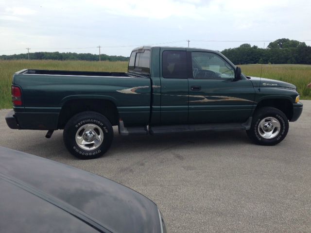 Dodge Ram 1500 1999 photo 2