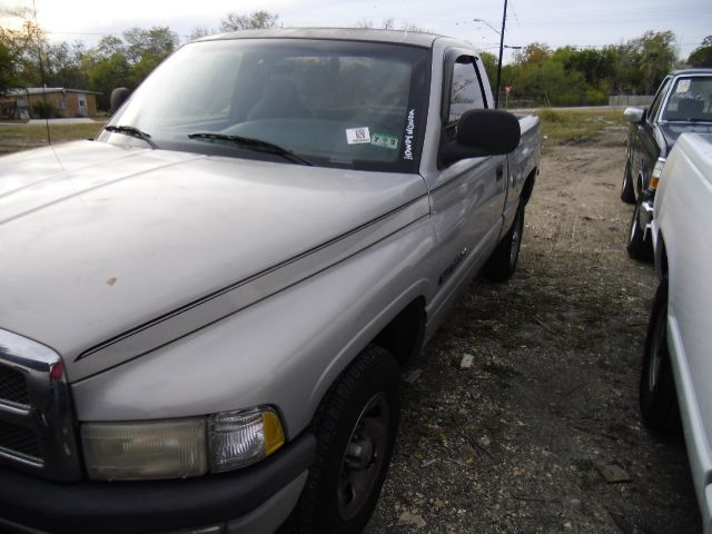 Dodge Ram 1500 1999 photo 2