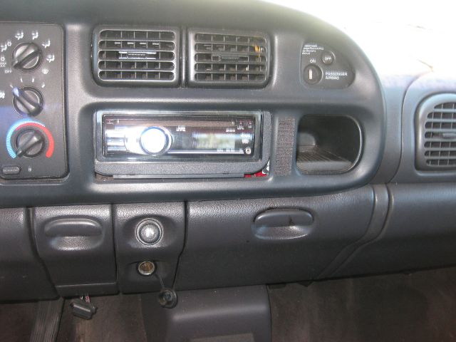 Dodge Ram 1500 1999 photo 10